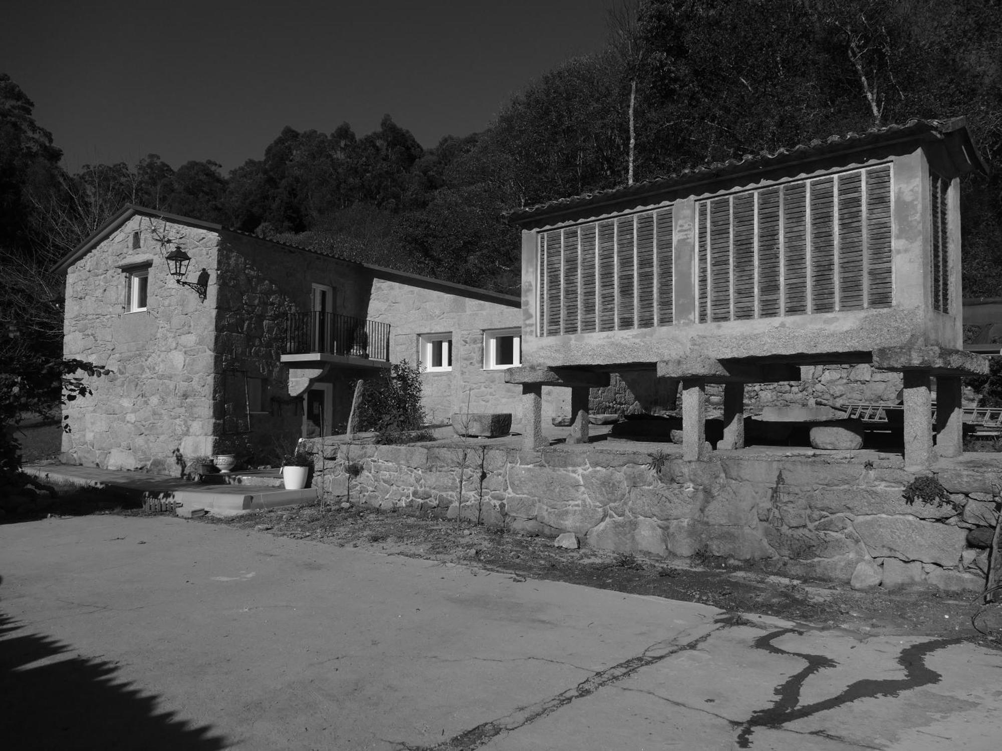 Casita A Estrenar En Finca Con Rio Proxima A Tui, Gondomar Y Portugal. Luaran gambar