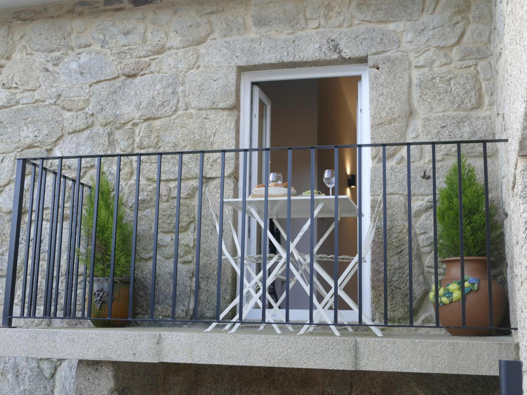 Casita A Estrenar En Finca Con Rio Proxima A Tui, Gondomar Y Portugal. Luaran gambar
